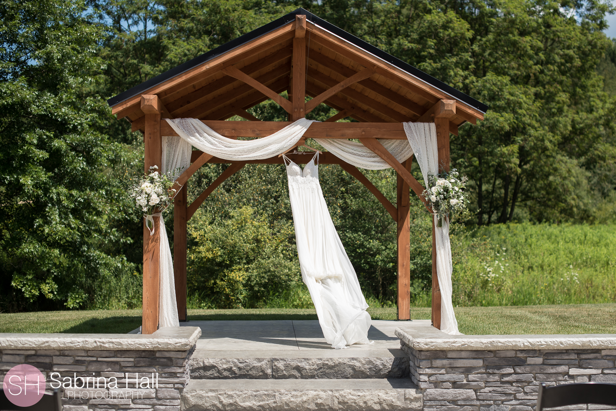 Still looking for the perfect - Rustic Ridge Wedding Barn