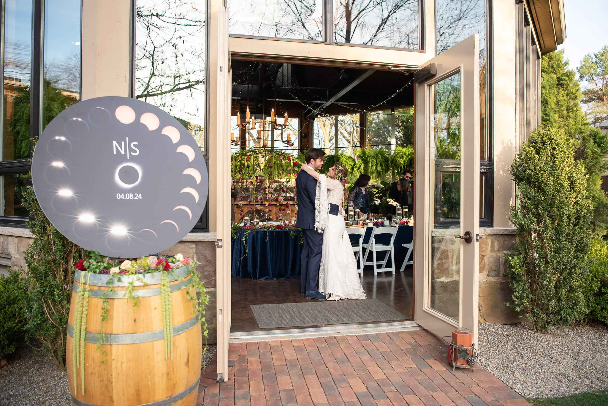 Gervasi Vineyard Eclipse Wedding