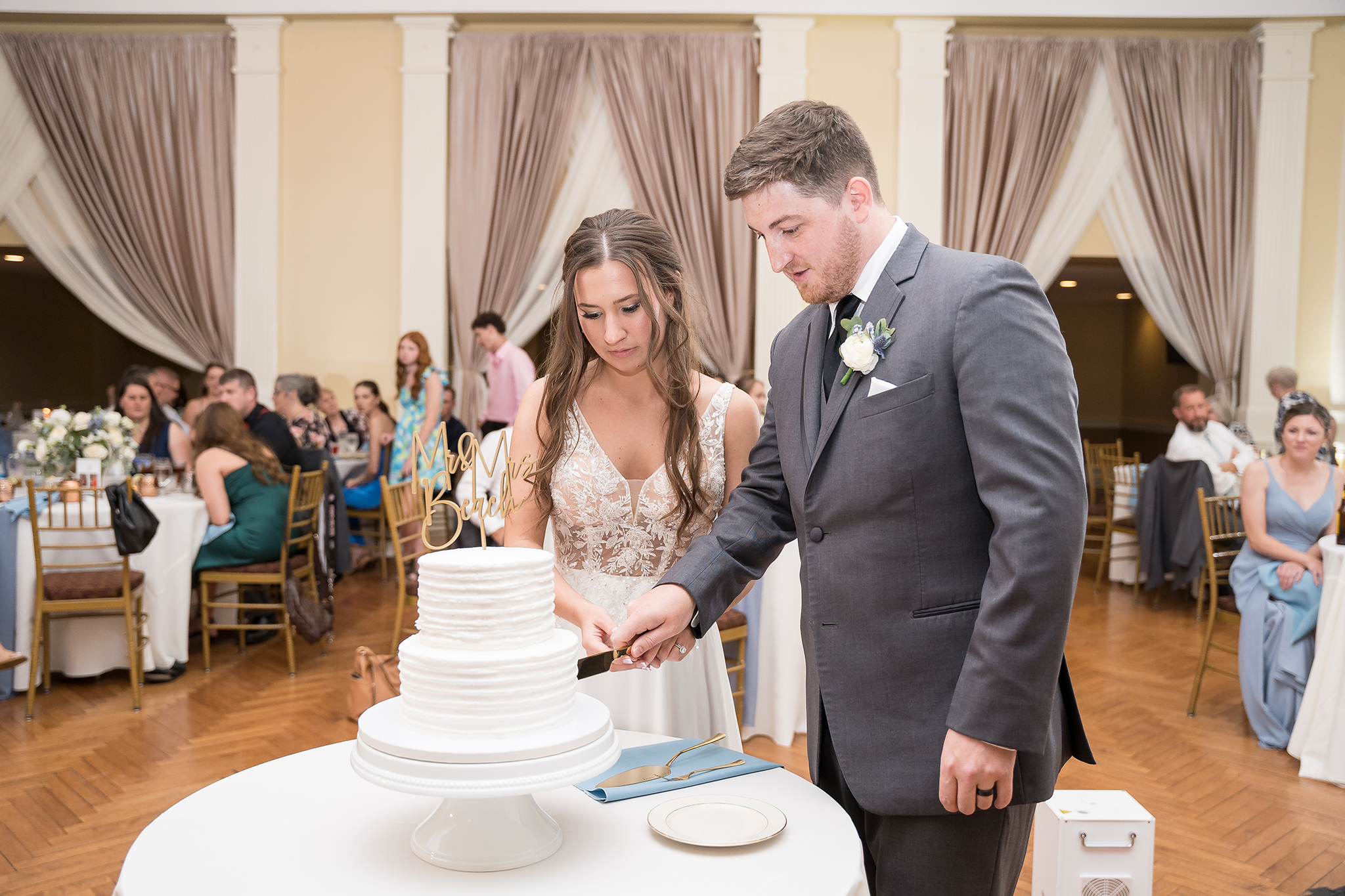 Onesto Event Center Cake Cutting