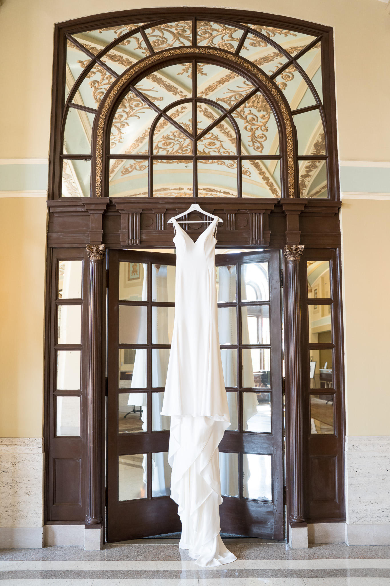 Historic Onesto Event Center Canton Ohio Wedding
