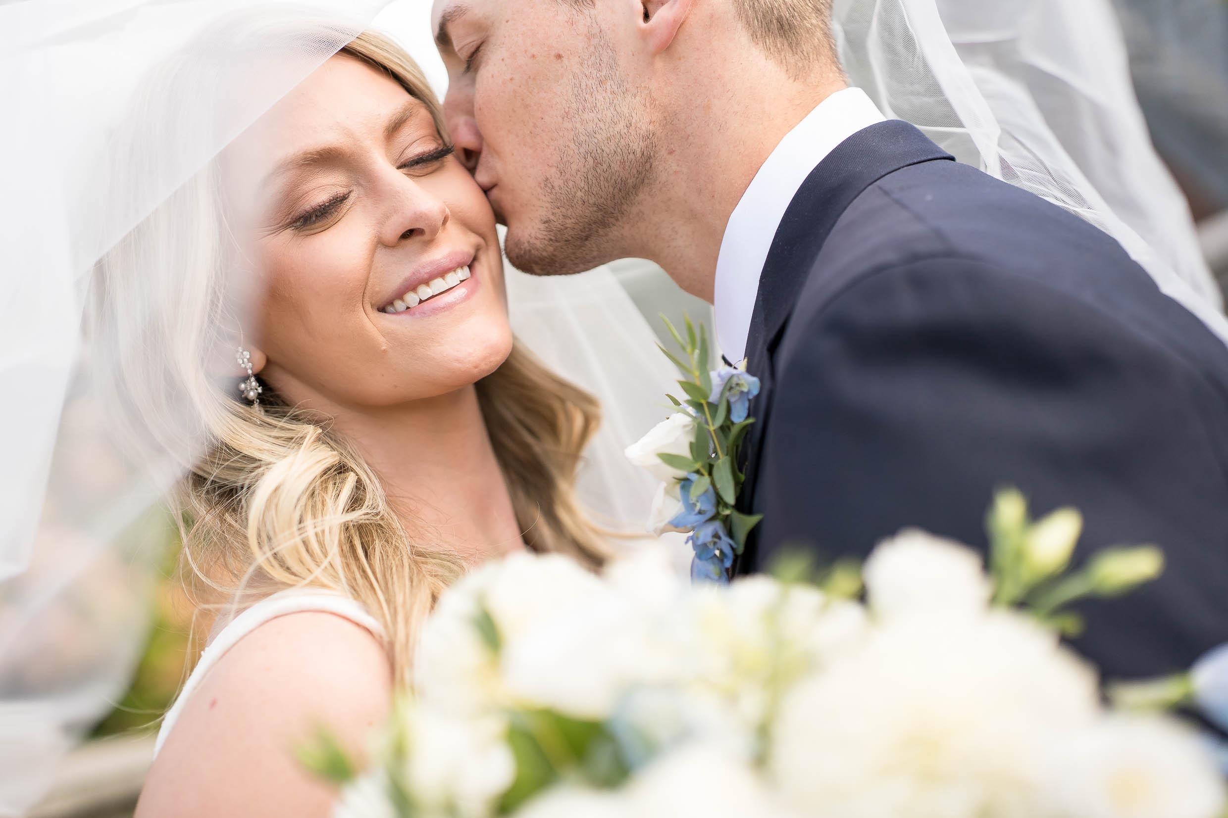 Bride and groom portraits at Portage Country Club in Akron Ohio.