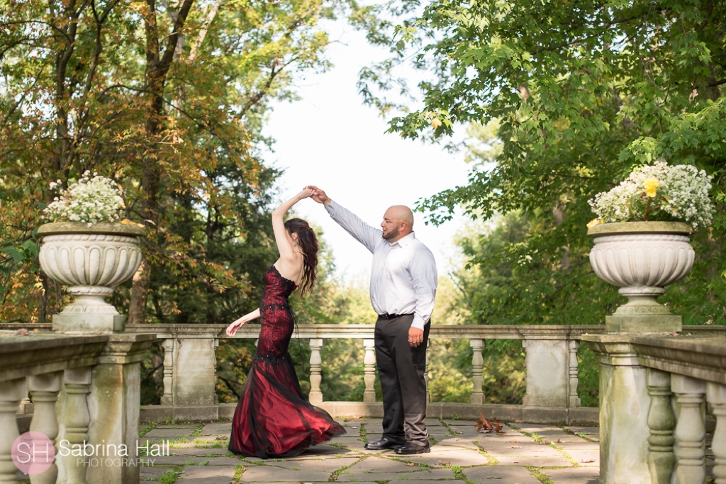 Stan Hywet Engagement Photos